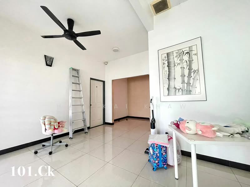 Semi-Detached House for Sale in Banting (Selangor) - Hao Kai Khaw - Living Room (Upper Floor) - PropertyGuru.com.my