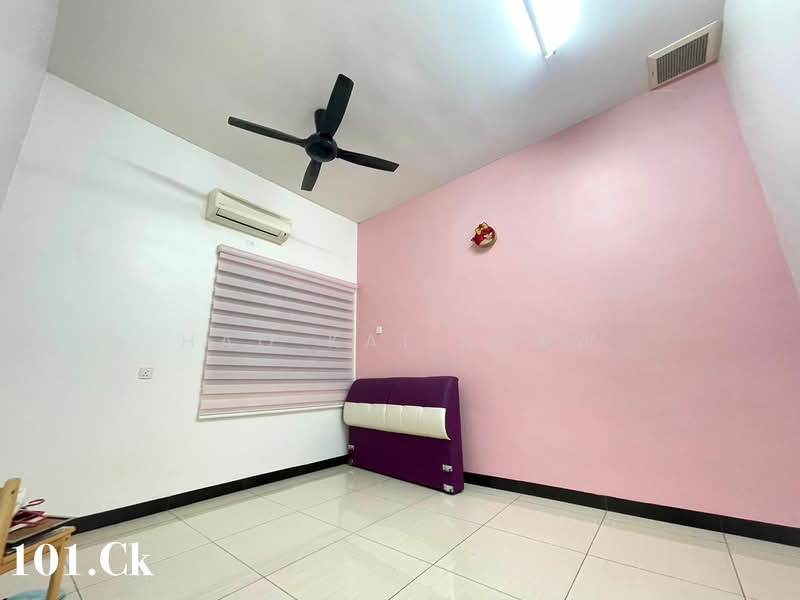 Semi-Detached House for Sale in Banting (Selangor) - Hao Kai Khaw - Bedroom - PropertyGuru.com.my