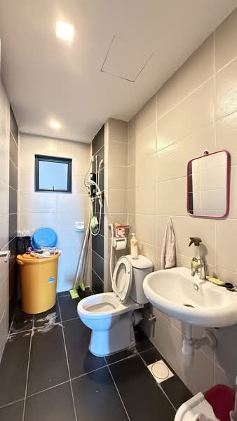 Servis Apartment untuk Dijual di Amaya Maluri - Llionel Ong - Bathroom - PropertyGuru.com.my