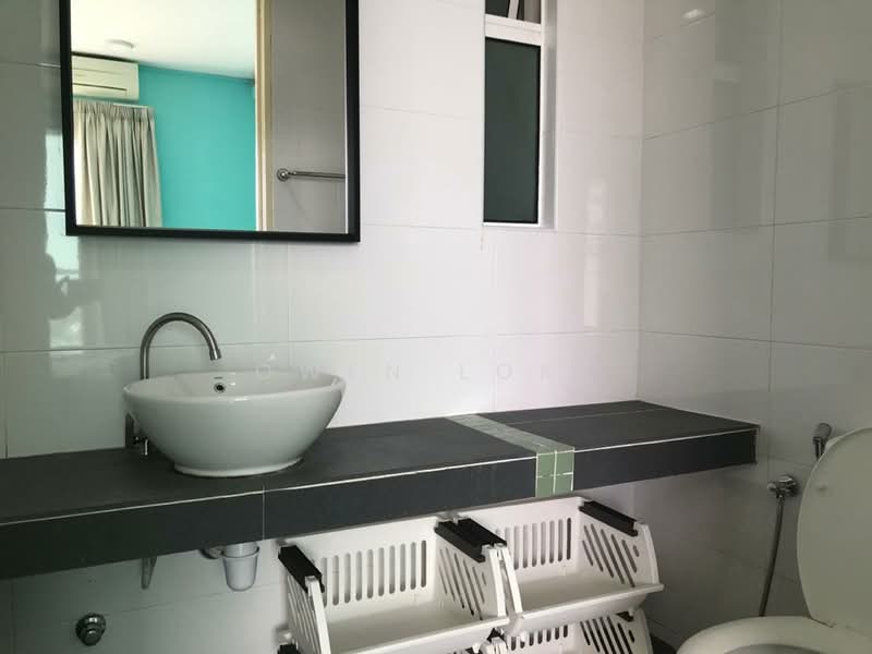 Servis Apartment untuk Disewa di Ritze Perdana 2 - Owen Loke - Bathroom - PropertyGuru.com.my