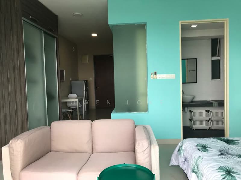 Servis Apartment untuk Disewa di Ritze Perdana 2 - Owen Loke - Living Room - PropertyGuru.com.my