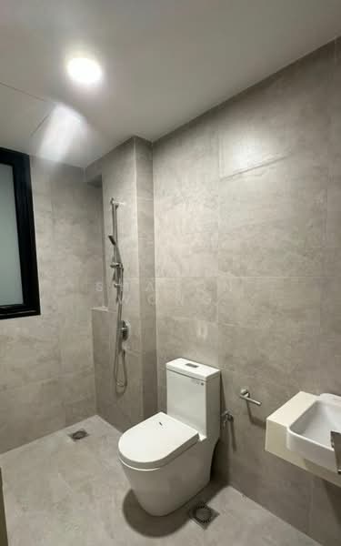 Servis Apartment untuk Disewa di Arunya @ KL North - Sharon Wong - Bathroom - PropertyGuru.com.my