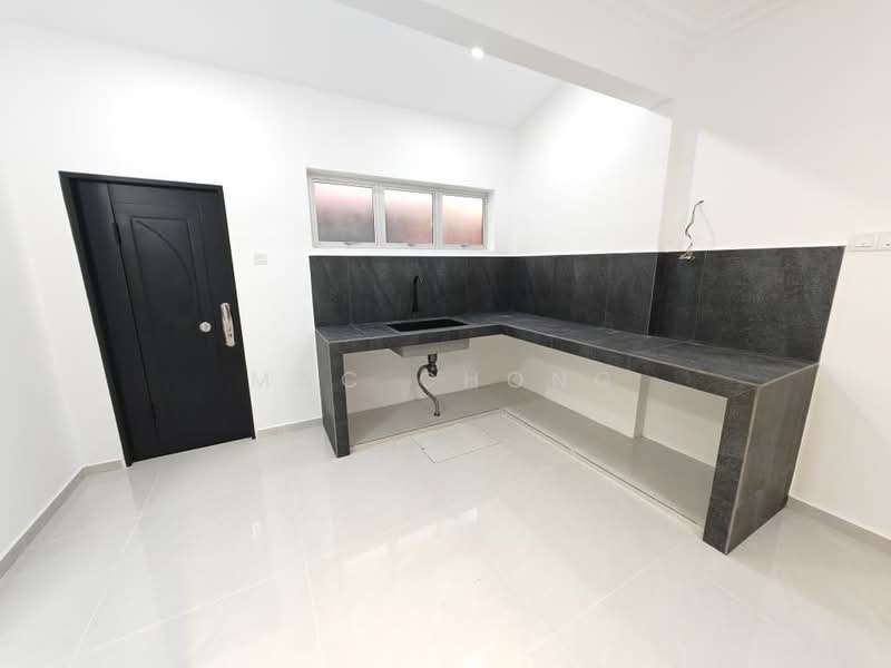 2-storey Terraced House for Sale in Bandar Sungai Long (Selangor) - Mac Chong - Kitchen - PropertyGuru.com.my