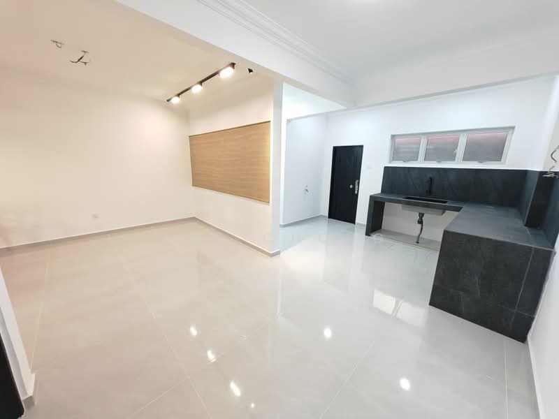 2-storey Terraced House for Sale in Bandar Sungai Long (Selangor) - Mac Chong - Kitchen - PropertyGuru.com.my