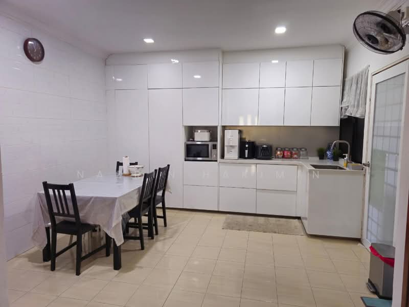 2-storey Terraced House for Sale in Taman Putra Perdana (Puchong) - Nazrin Hakimin - Kitchen - PropertyGuru.com.my