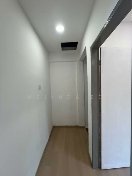 Rumah Teres 2 Tingkat untuk Dijual di Taman Mount Austin (Tebrau) - Melinda Ee - Corridor - PropertyGuru.com.my