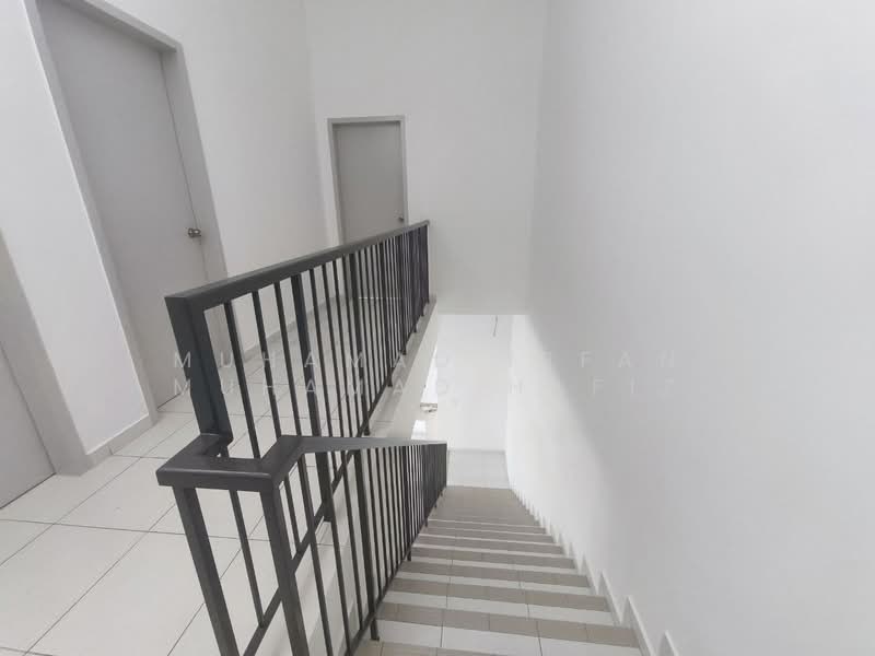 Rumah Teres untuk Dijual di Eco Grandeur (Puncak Alam) - Muhamad Irfan Muhamad Hafiz - Stairs - PropertyGuru.com.my