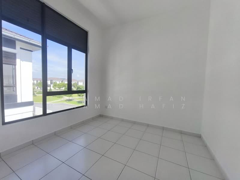 Rumah Teres untuk Dijual di Eco Grandeur (Puncak Alam) - Muhamad Irfan Muhamad Hafiz - Bedroom - PropertyGuru.com.my