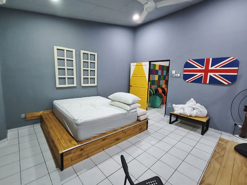2-storey Terraced House for Rent in Taman Sungai Besi Indah (Seri Kembangan) - Henry Chia - Bedroom - PropertyGuru.com.my