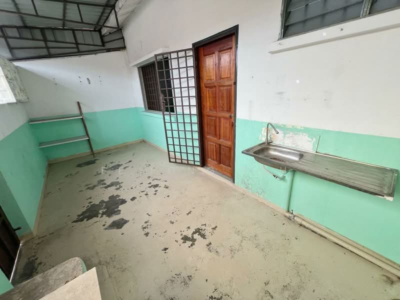 1-storey Terraced House for Sale in Bandar Seri Alam (Masai) - Ee Fong Toh - Interior - PropertyGuru.com.my