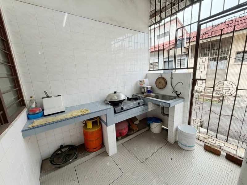 1-storey Terraced House for Sale in Kepong (Kuala Lumpur) - Alven Lim - Kitchen - PropertyGuru.com.my