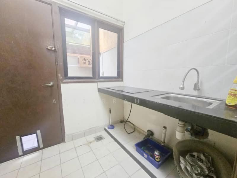 2-storey Terraced House for Sale in Putrajaya (Putrajaya) - Azizirrahim . - Kitchen - PropertyGuru.com.my