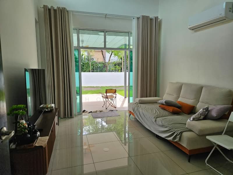 Semi-Detached House for Sale in Hijauan Valdor (Sungai Jawi) - Hong . - Living Room - PropertyGuru.com.my