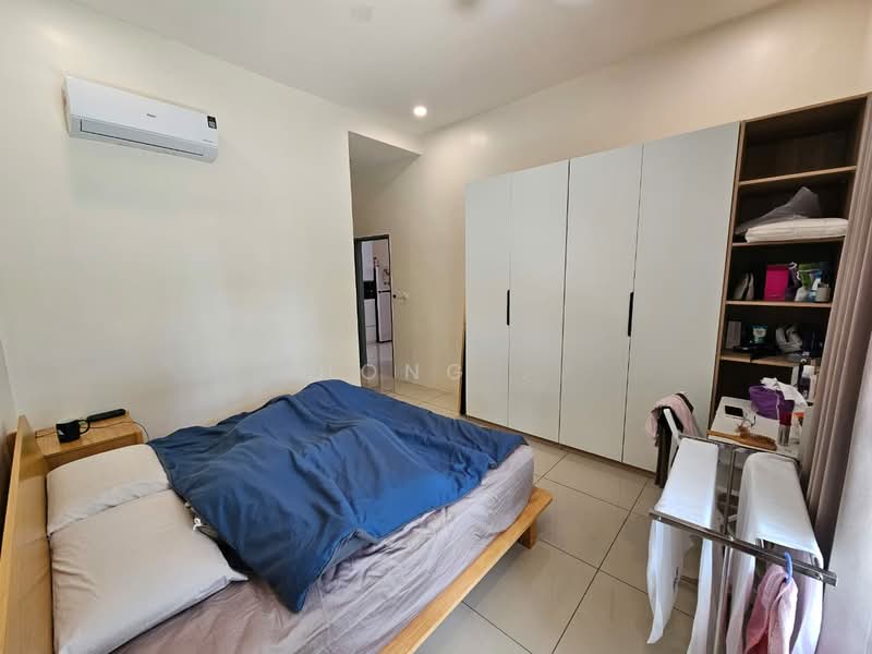 Semi-Detached House for Sale in Hijauan Valdor (Sungai Jawi) - Hong . - Bedroom - PropertyGuru.com.my
