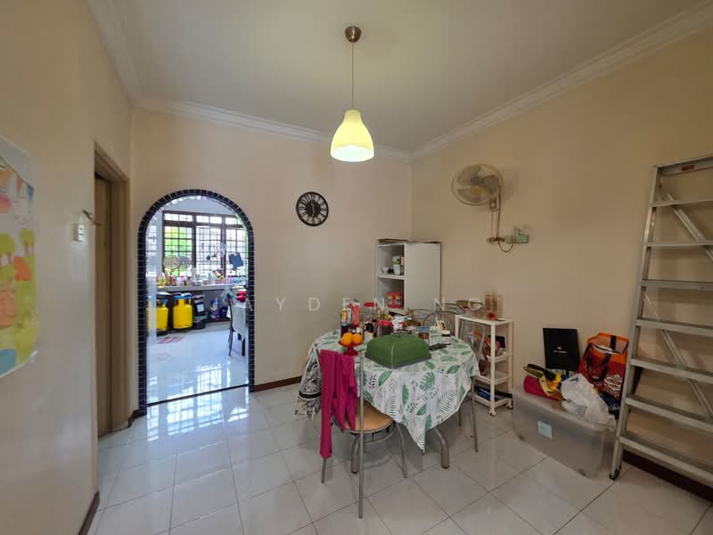 Rumah Teres 2 Tingkat untuk Dijual di Taman Daya (Johor Bahru) - Jayden Ng - Dining Room - PropertyGuru.com.my