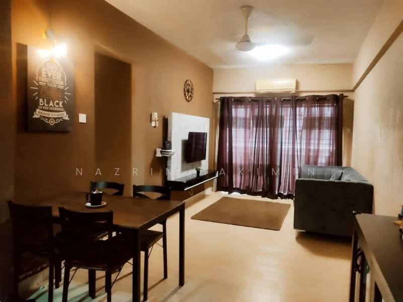 Kondominium untuk Dijual di Vista Millennium Condominium - Nazrin Hakimin - Living Room - PropertyGuru.com.my