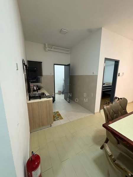 Apartment for Sale at Selangorku Pr1ma Lakefront Homes - Fauzan bin Sahrom - Kitchen - PropertyGuru.com.my