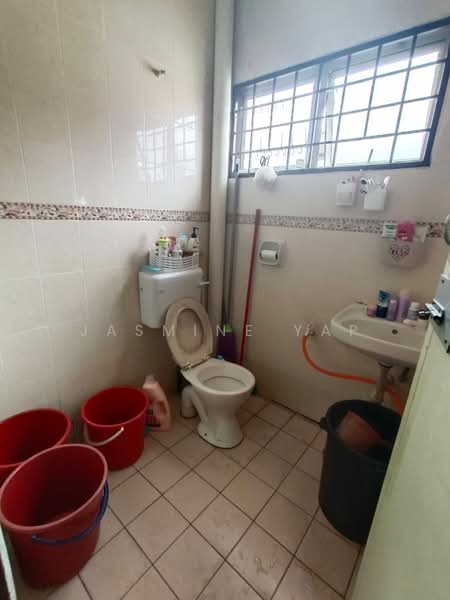 Rumah Teres 2 Tingkat untuk Dijual di Taman Mutiara Bukit Kemuning (Shah Alam) - Jasmine Yap - Bathroom - PropertyGuru.com.my