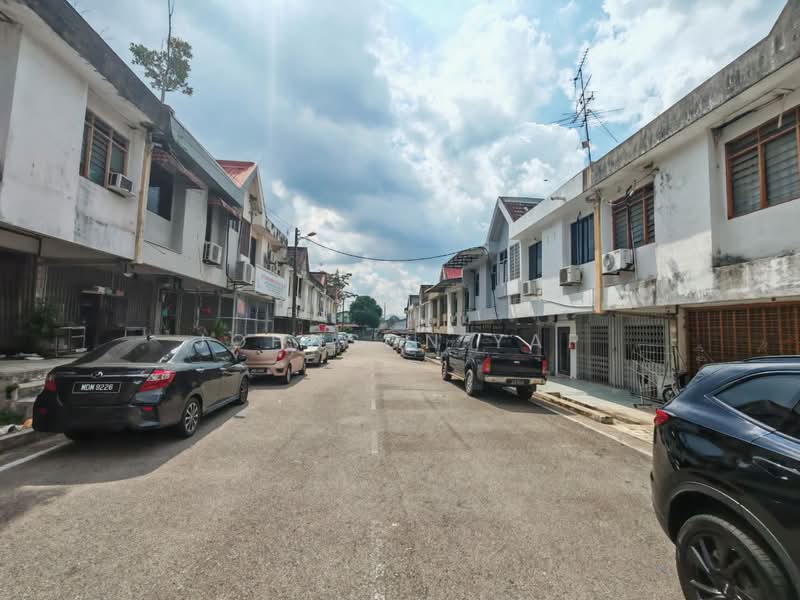Shop for Sale in Taman Damai Jaya (Skudai) - Johnson Yap - Exterior - PropertyGuru.com.my