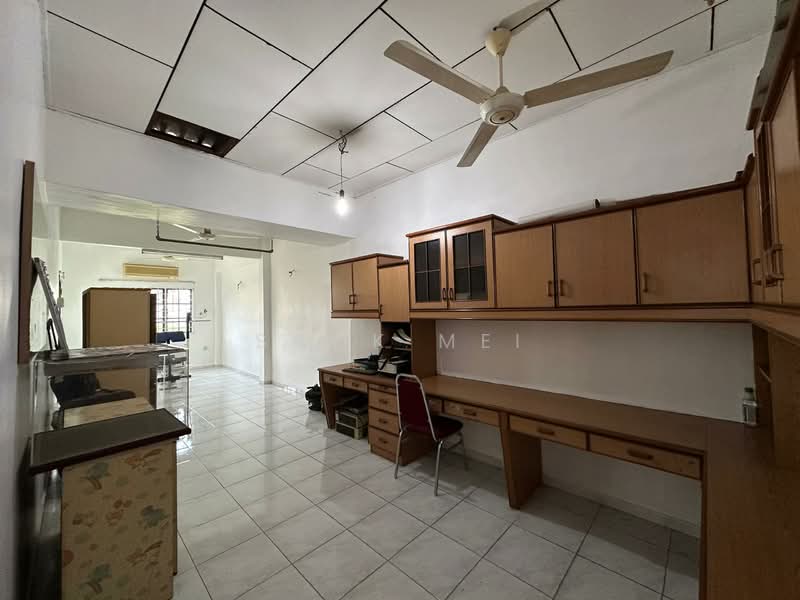 Semi-Detached House for Sale in Taman Westpool (Ipoh) - Sook Mei - Study - PropertyGuru.com.my