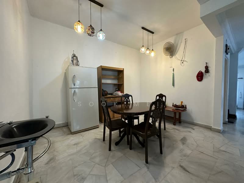 Semi-Detached House for Sale in Taman Westpool (Ipoh) - Sook Mei - Dining Room - PropertyGuru.com.my