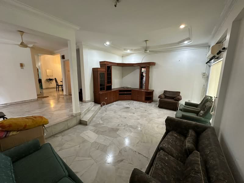 Semi-Detached House for Sale in Taman Westpool (Ipoh) - Sook Mei - Living Room - PropertyGuru.com.my