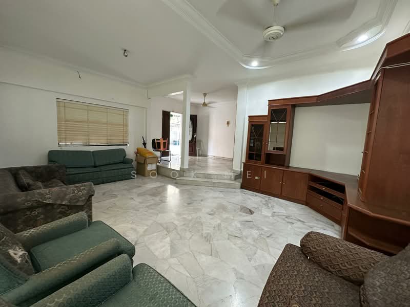 Semi-Detached House for Sale in Taman Westpool (Ipoh) - Sook Mei - Living Room - PropertyGuru.com.my