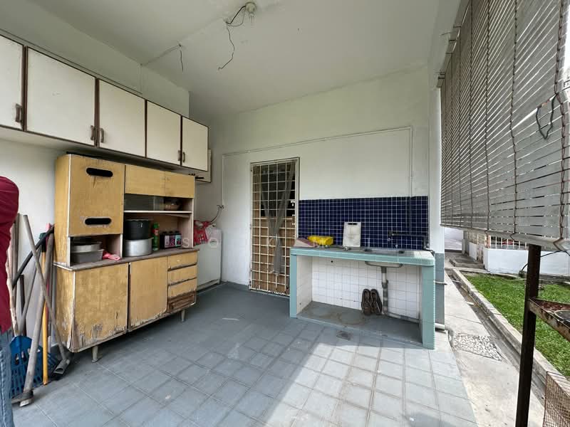Semi-Detached House for Sale in Taman Westpool (Ipoh) - Sook Mei - Kitchen - PropertyGuru.com.my