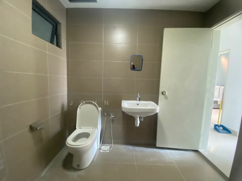 Condominium for Sale at Parkhill Residence - John Khaw - Bathroom - PropertyGuru.com.my