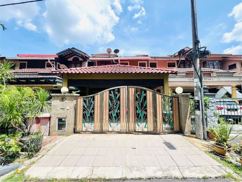 2-storey Terraced House for Sale in Kota Damansara (Selangor) - Azizol . - Exterior - PropertyGuru.com.my