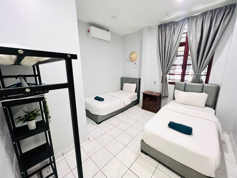 2-storey Terraced House for Sale in Kota Damansara (Selangor) - Azizol . - Bedroom - PropertyGuru.com.my