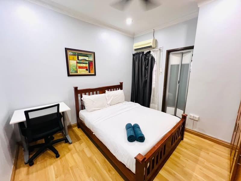 2-storey Terraced House for Sale in Kota Damansara (Selangor) - Azizol . - Bedroom - PropertyGuru.com.my