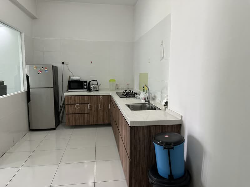 Service Residence for Sale at The Sky Executive Suites - Celine Ng - Kitchen - PropertyGuru.com.my