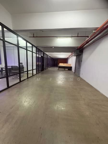 Warehouse for Rent in Taman Perindustrian Puchong Utama (Puchong) - Y M Phang - Interior - PropertyGuru.com.my