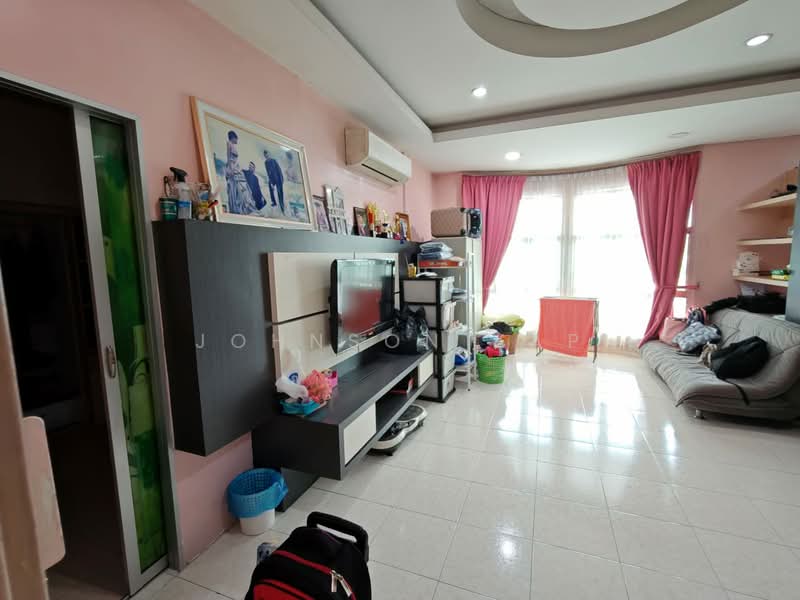 2-storey Terraced House for Sale in Taman Perwira Jaya (Kluang) - Johnson Yap - Living Room - PropertyGuru.com.my