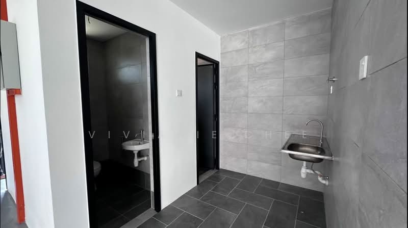 Detached Factory for Rent in Kampung Sri Cheeding (Jenjarom) - Vivianie Chee - Bathroom - PropertyGuru.com.my