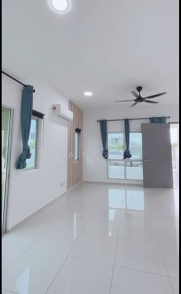 Terraced House for Sale in Cyberjaya (Selangor) - Rafizi Ramli - Living Room - PropertyGuru.com.my