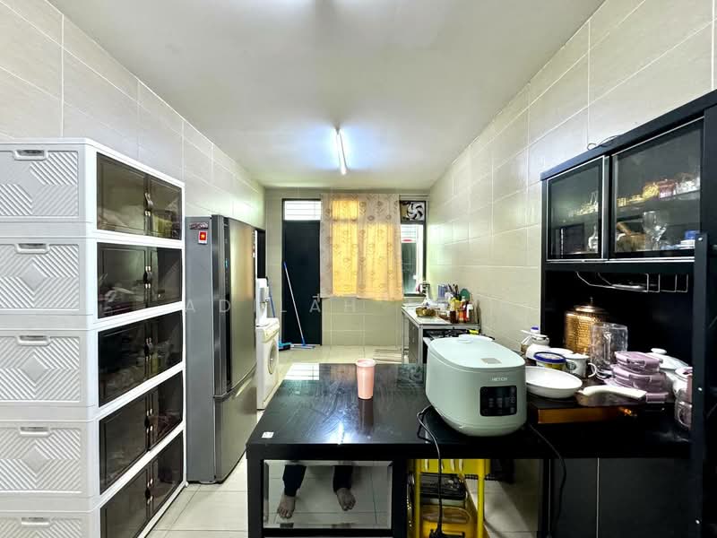 Rumah Teres 2 Tingkat untuk Dijual di Bandar Damai Perdana (Cheras) - Adilah Adib - Kitchen - PropertyGuru.com.my