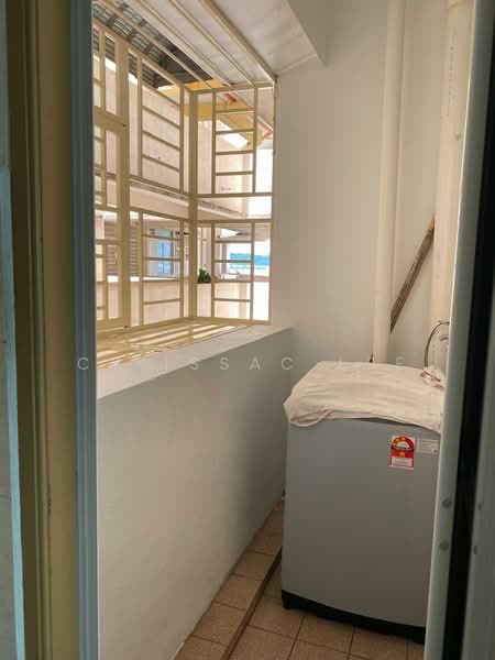 Pangsapuri untuk Dijual di Krystal Suria - Cy Issac Lee - PropertyGuru.com.my