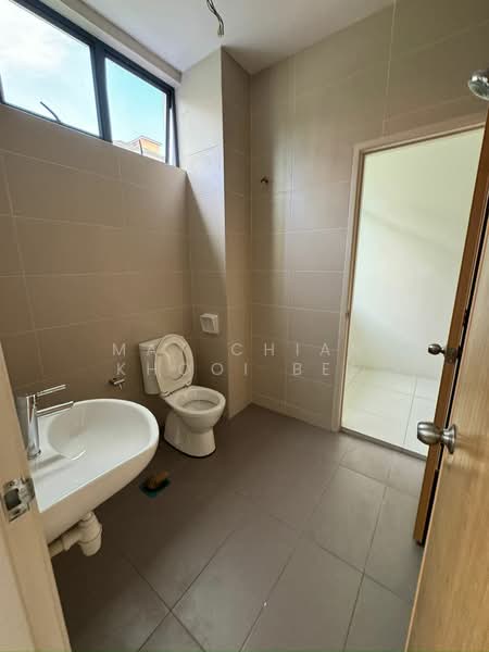 Terraced House for Sale in Taman Bukit Jambul (Bukit Jambul) - May Chiam Khooi Bee - Bathroom - PropertyGuru.com.my