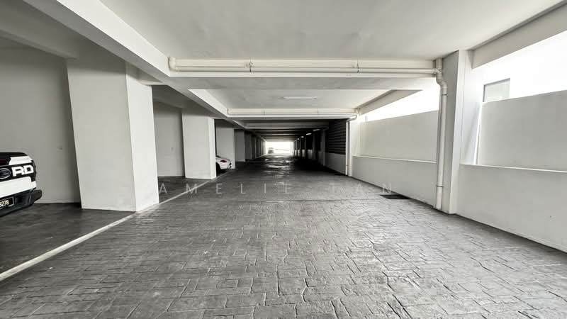 3-storey Terraced House for Sale in Damansara Perdana (Selangor) - Amelie Tan - Car Park - PropertyGuru.com.my