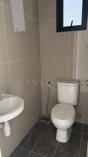 3-storey Terraced House for Sale in Damansara Perdana (Selangor) - Amelie Tan - PropertyGuru.com.my