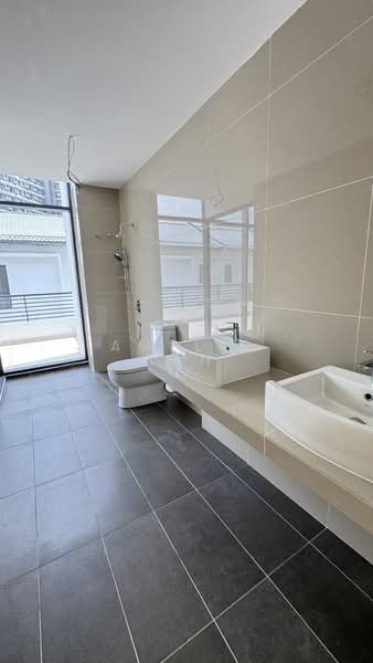 3-storey Terraced House for Sale in Damansara Perdana (Selangor) - Amelie Tan - PropertyGuru.com.my