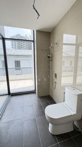 3-storey Terraced House for Sale in Damansara Perdana (Selangor) - Amelie Tan - PropertyGuru.com.my