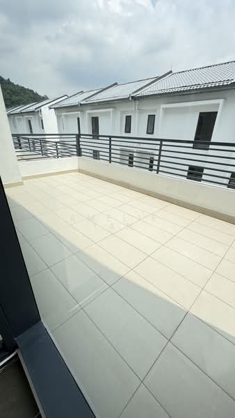 3-storey Terraced House for Sale in Damansara Perdana (Selangor) - Amelie Tan - PropertyGuru.com.my