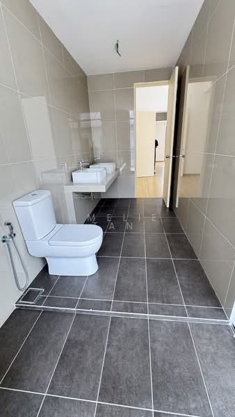3-storey Terraced House for Sale in Damansara Perdana (Selangor) - Amelie Tan - PropertyGuru.com.my