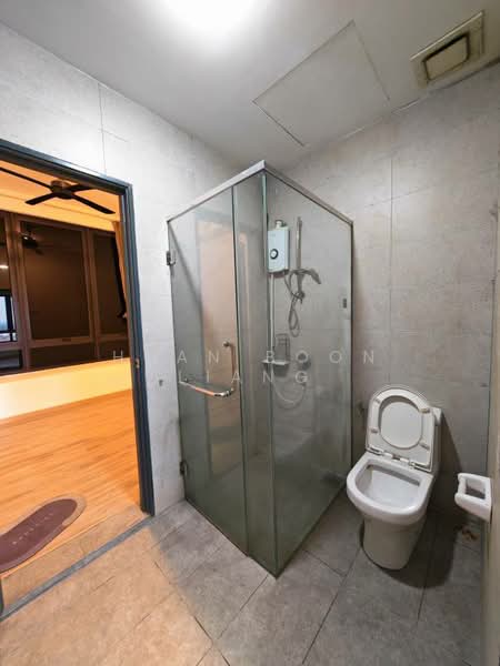 Service Residence for Sale at Aera Residence - Huan Boon Liang - Bathroom - PropertyGuru.com.my