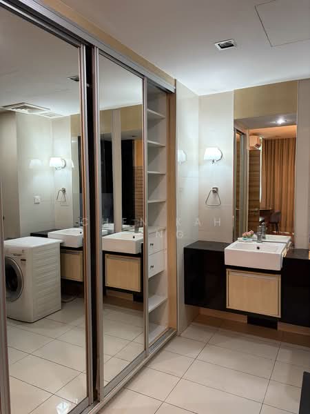Service Residence for Rent at Dua Sentral - Chen Kah Seng - Bathroom - PropertyGuru.com.my