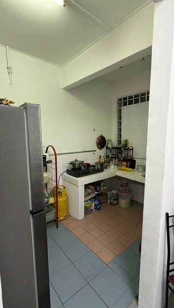 Rumah Flat untuk Dijual di Taman Flora Heights - Joseph Goh - Kitchen - PropertyGuru.com.my