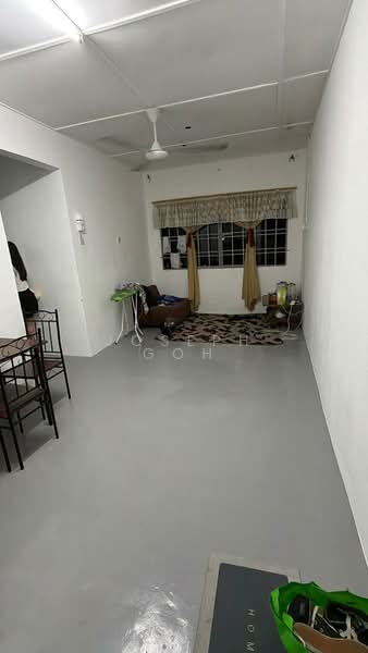 Rumah Flat untuk Dijual di Taman Flora Heights - Joseph Goh - Living Room - PropertyGuru.com.my
